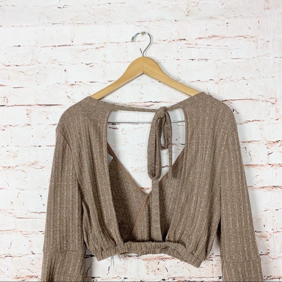 Some Days Lovin Latte Open Back Top Size Small - Picture 9 of 10